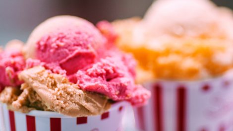 Due coppette di gelato